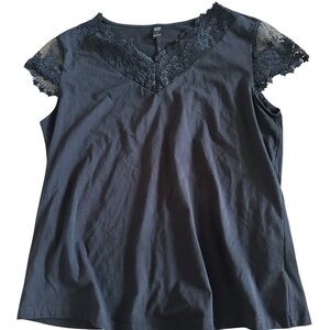 Black Lace Trim Top (A5)